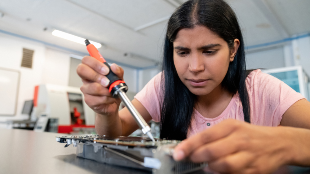 Projeto Futuro em Ação abre inscrições para cursos de tecnologia no Núcleo Bandeirante